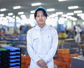 三重事業所 海外物流課